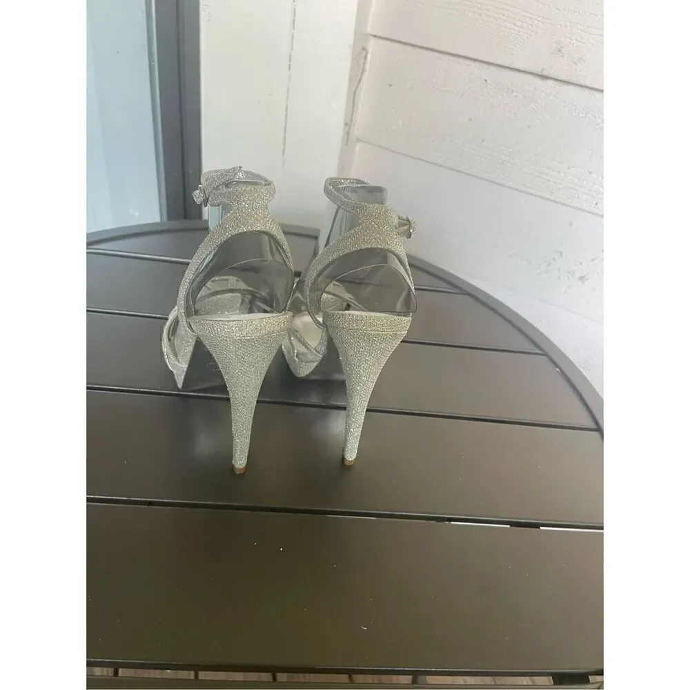 Adrianna Papell Silver Peep Toe Mesh Platform Heels Metallic Size 9M